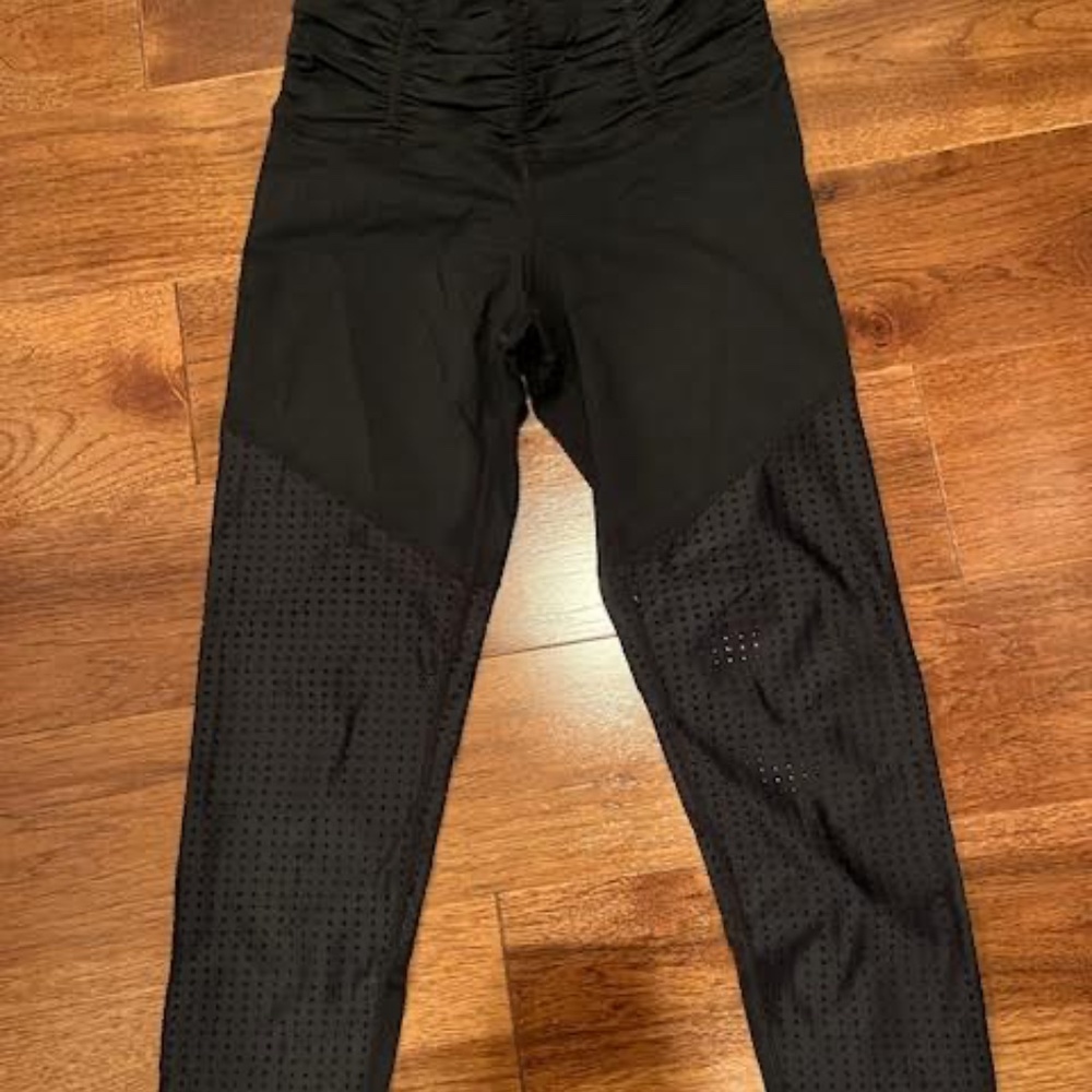 Chill by Will Ruched Leggings